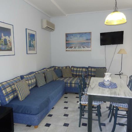 Aura Apartment Kalamata Exterior photo