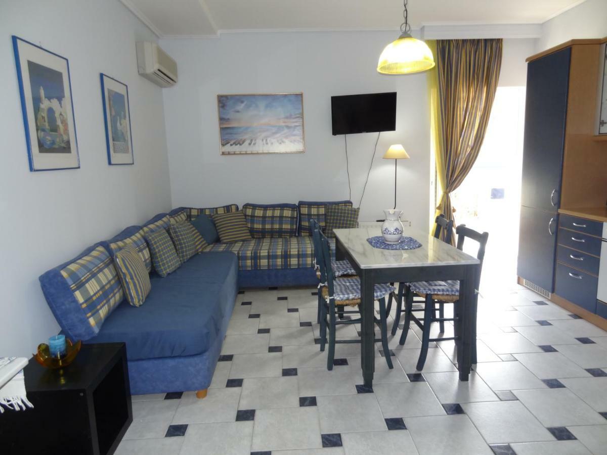 Aura Apartment Kalamata Exterior photo